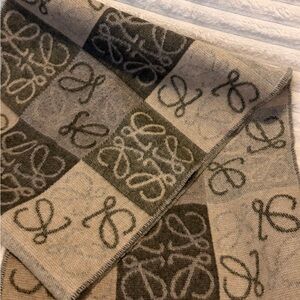 Loewe Gray and Cream Checkered Scarf